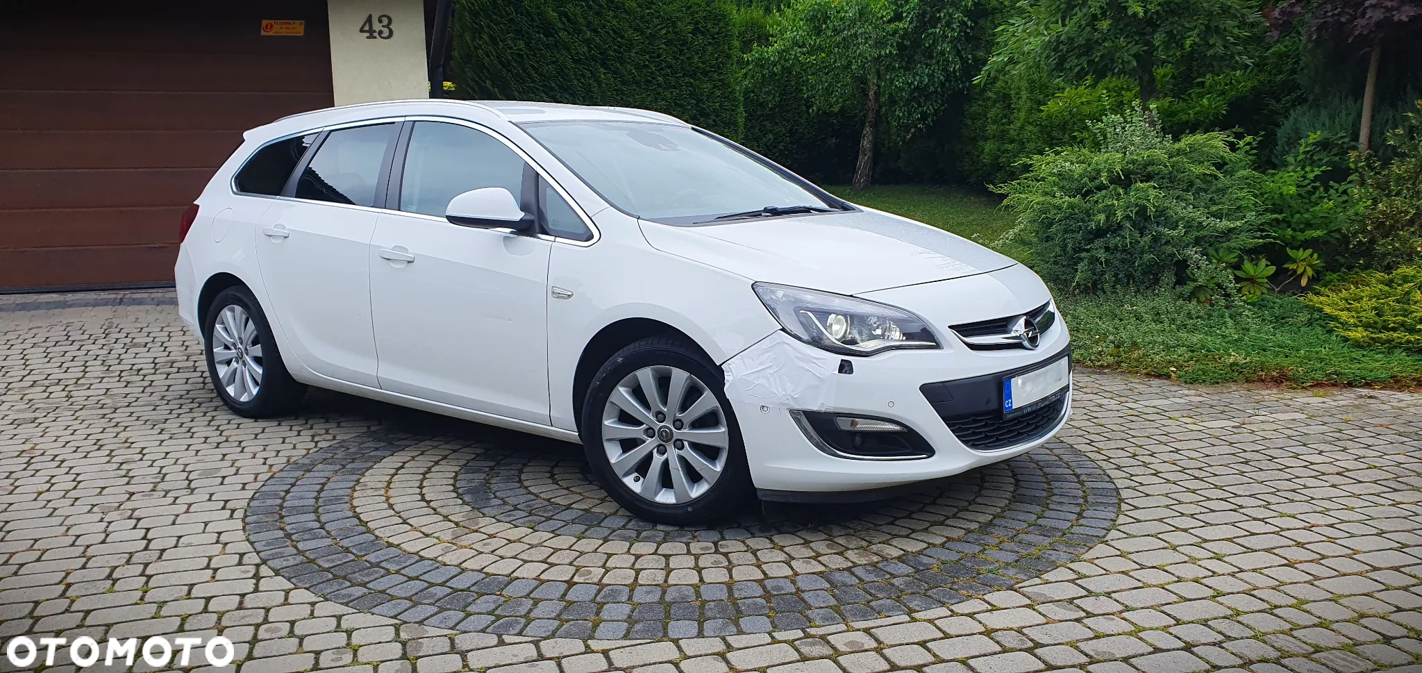 Opel Astra 2.0 CDTI Exklusiv - 35