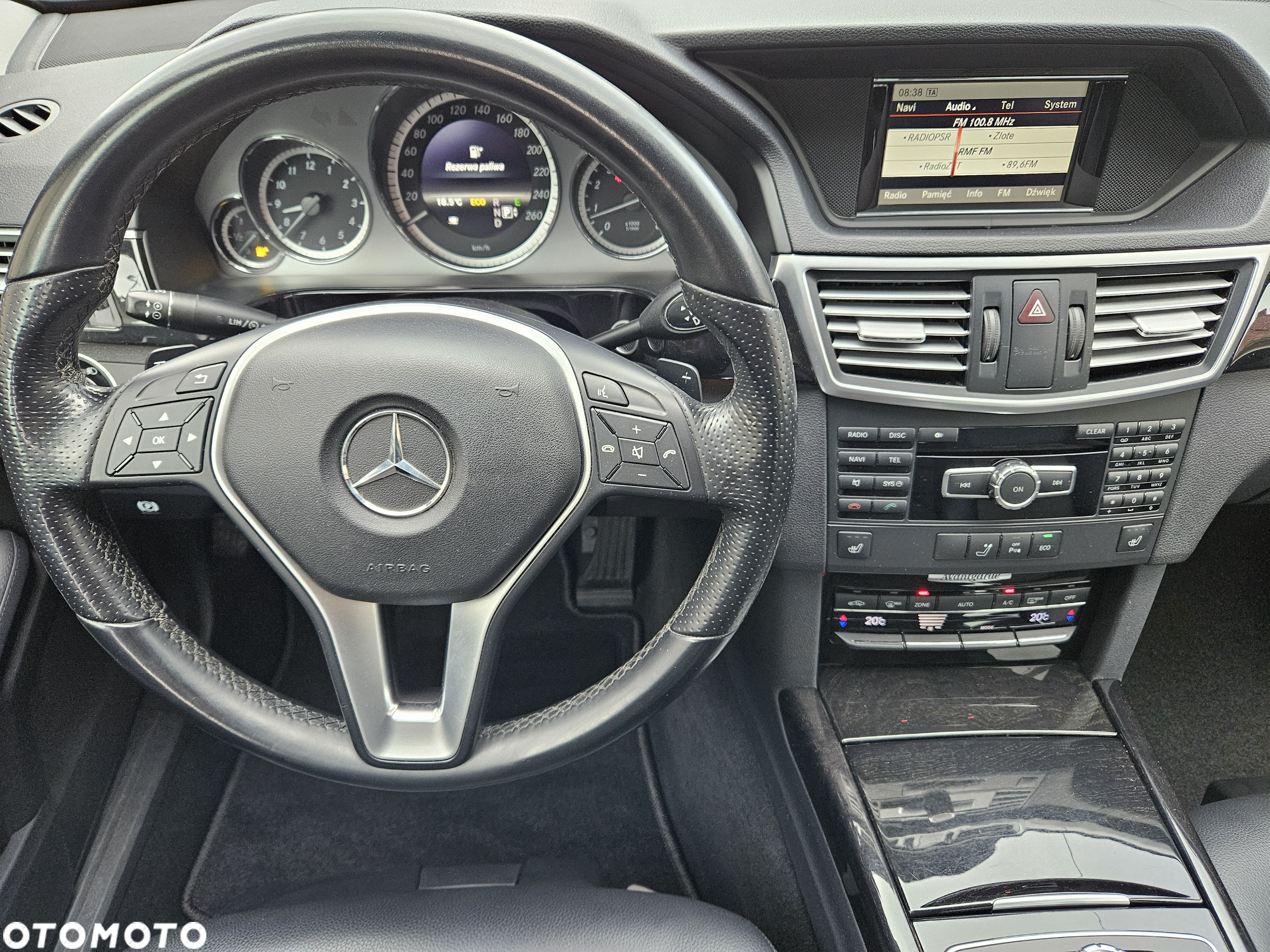 Mercedes-Benz Klasa E - 31