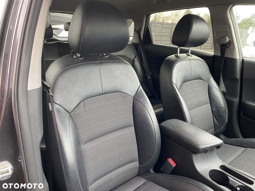 Kia Niro 1.6 GDI Hybrid L - 8