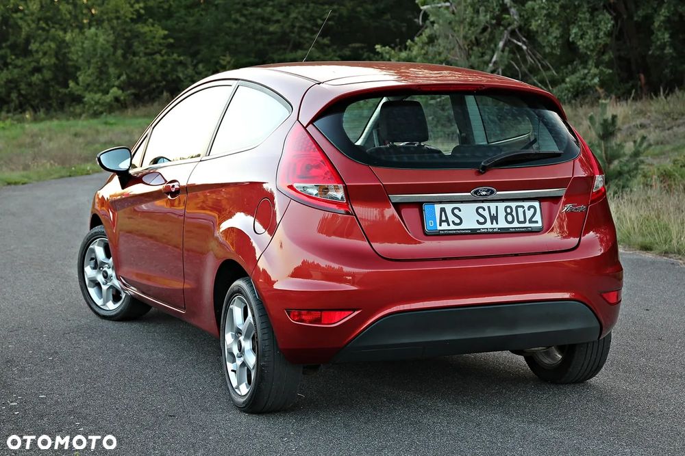 Ford Fiesta 1.4 Champ - 10