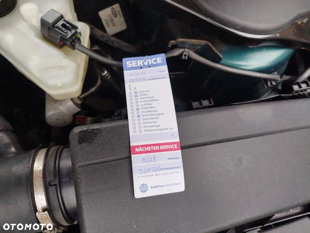 Ford Mondeo 1.8 Ghia - 25