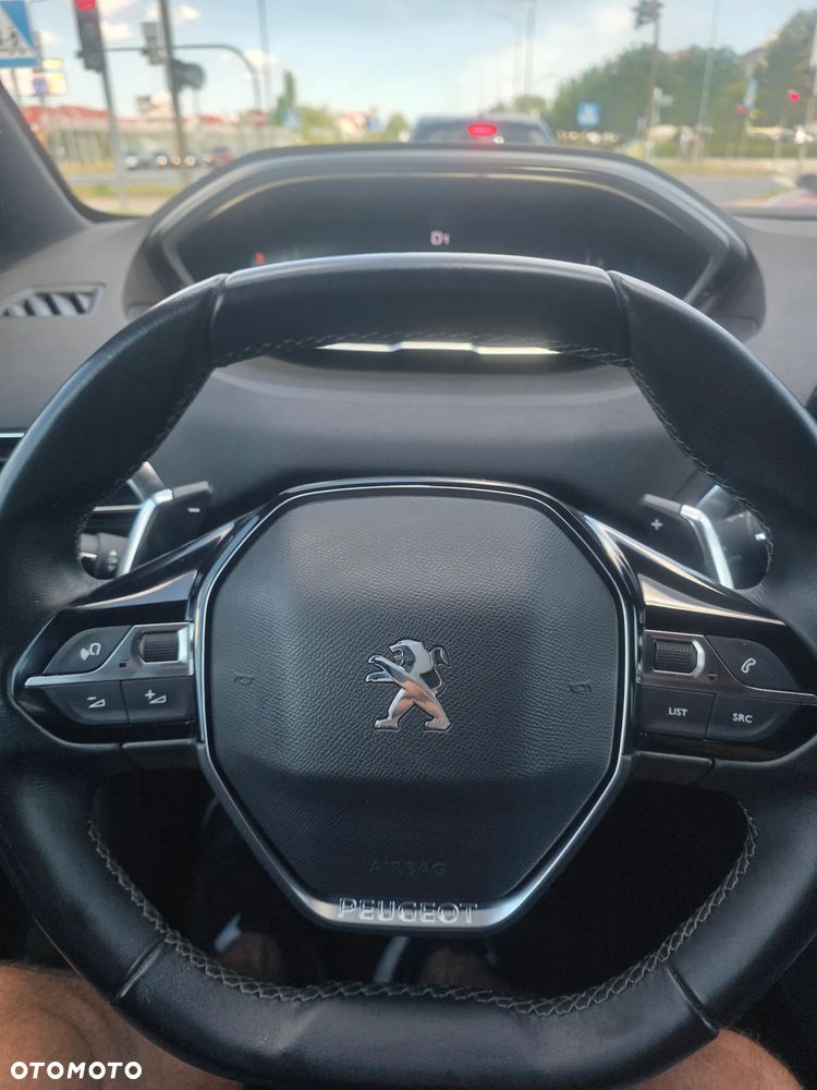 Peugeot 5008 - 29