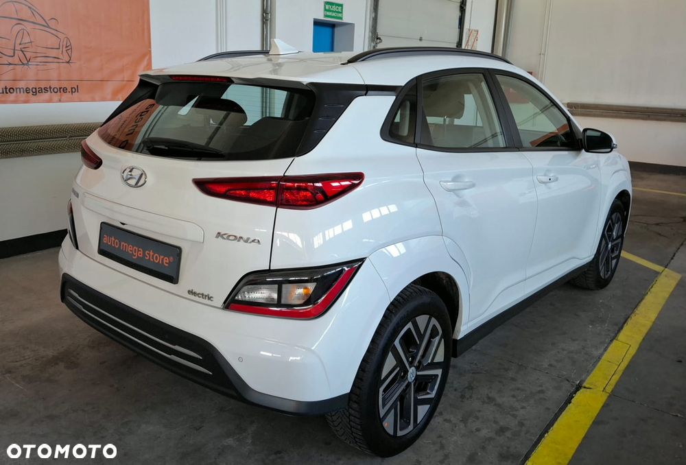 Hyundai Kona Select - 3