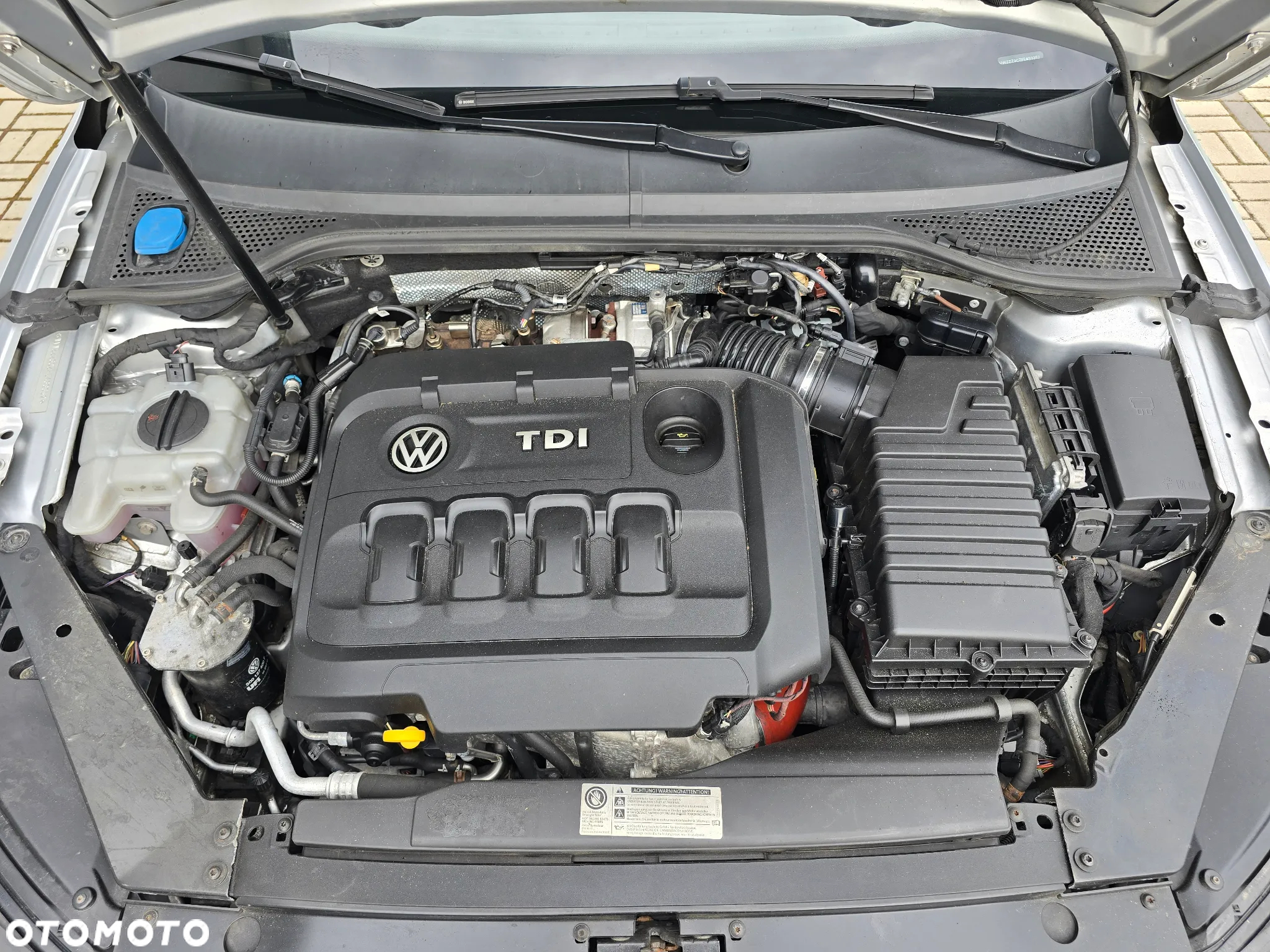 Volkswagen Passat 2.0 TDI 4Mot Elegance DSG - 17