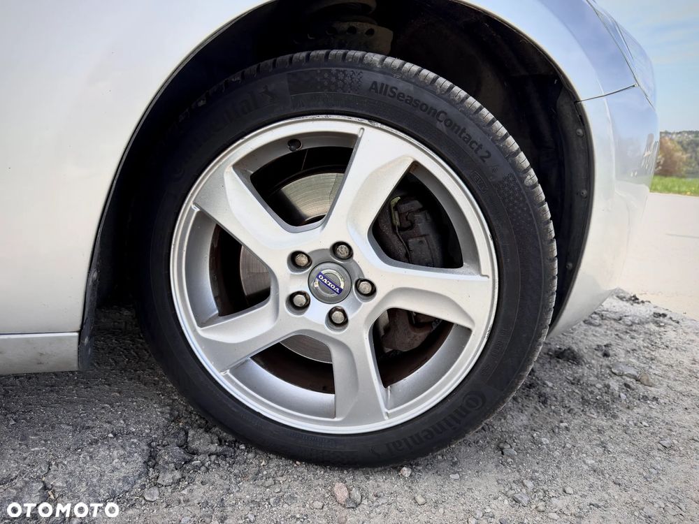 Volvo S60 D5 Momentum - 16