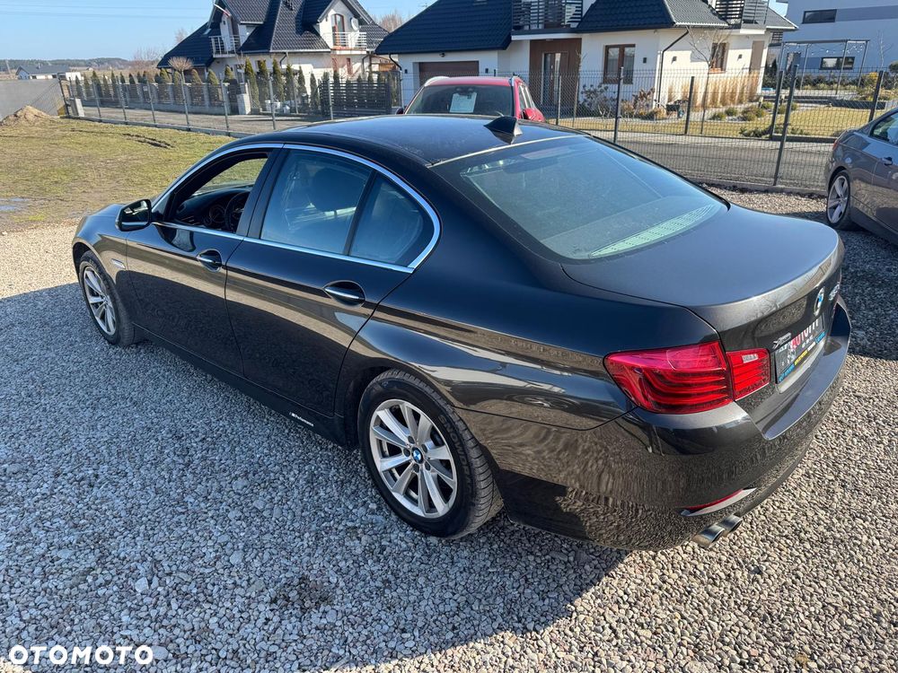 BMW Seria 5 530d xDrive - 4