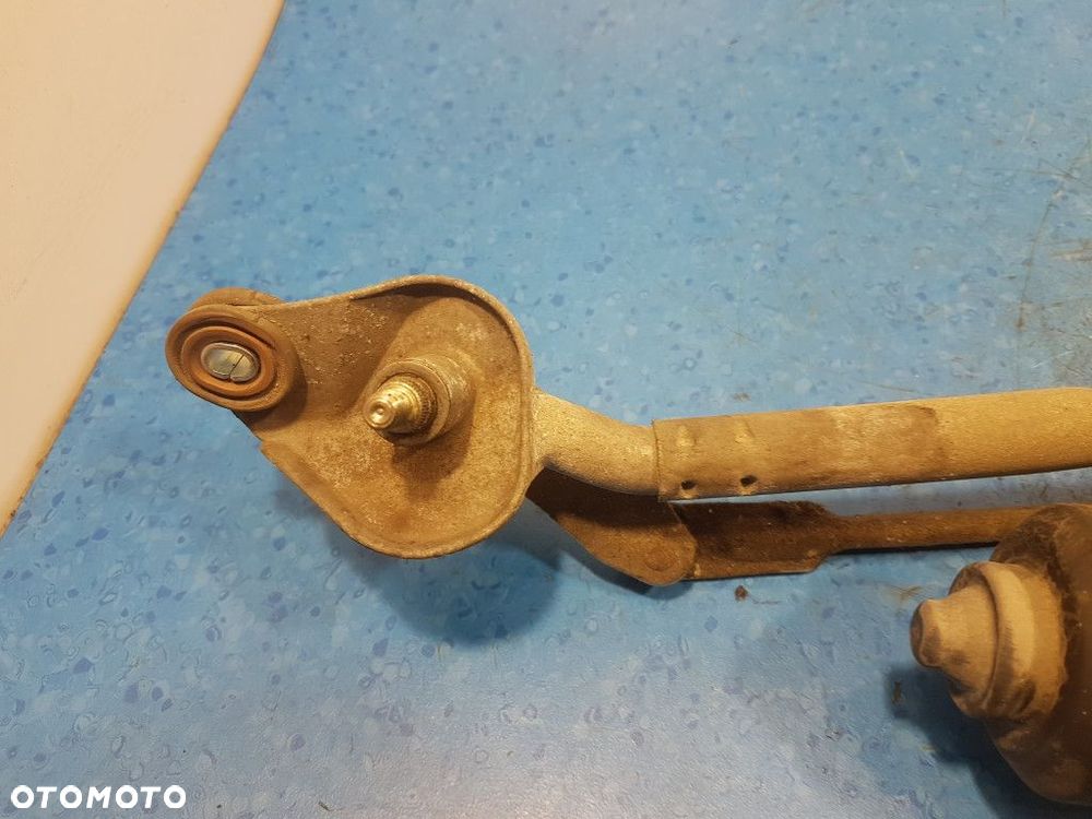 TOYOTA AVENSIS T25 MECHANIZM SILNICZEK WYCIERACZEK PRZÓD 85110-05060 - 5