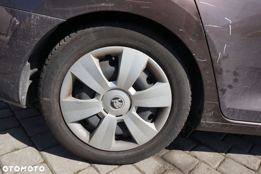 KOŁPAK ORYGINALNY RAPID NH3 6V0601147C  SKODA 2012-2019 - 2