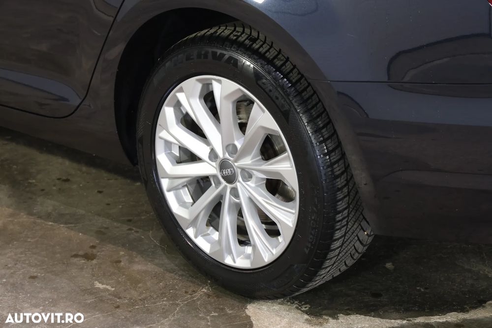 Audi A4 Limuzina 2.0 TDI ultra S tronic design - 32