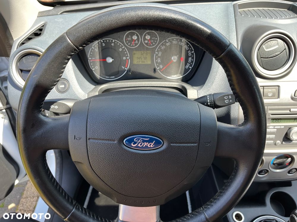 Ford Fiesta 1.4 Ambiente - 7