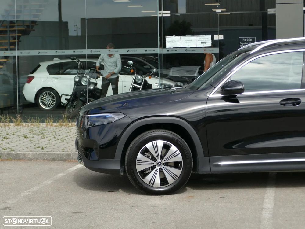 Mercedes-Benz EQB 300 4Matic Progressive - 17