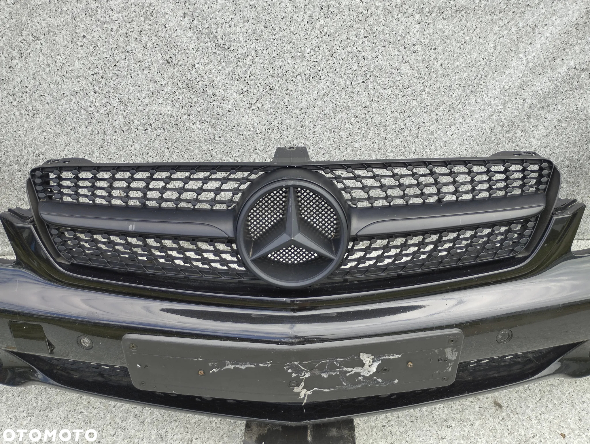 Mercedes CLS 219 W219 04-08r zderzak przód przedni Grill - 2