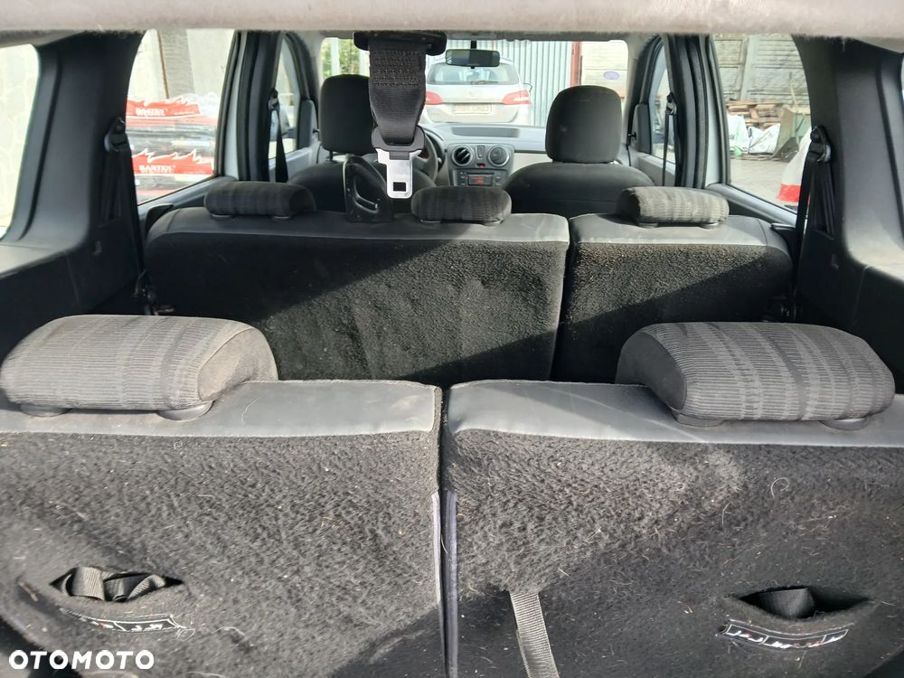 Dacia Lodgy TCe 115 Celebration - 6