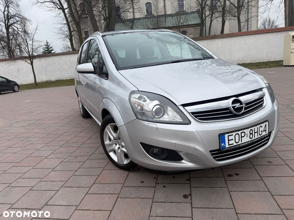 Opel Zafira 1.8 Family - 2