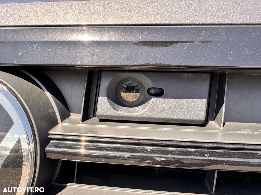 Volkswagen Touareg V6 TSI eHybrid PHEV R - 6