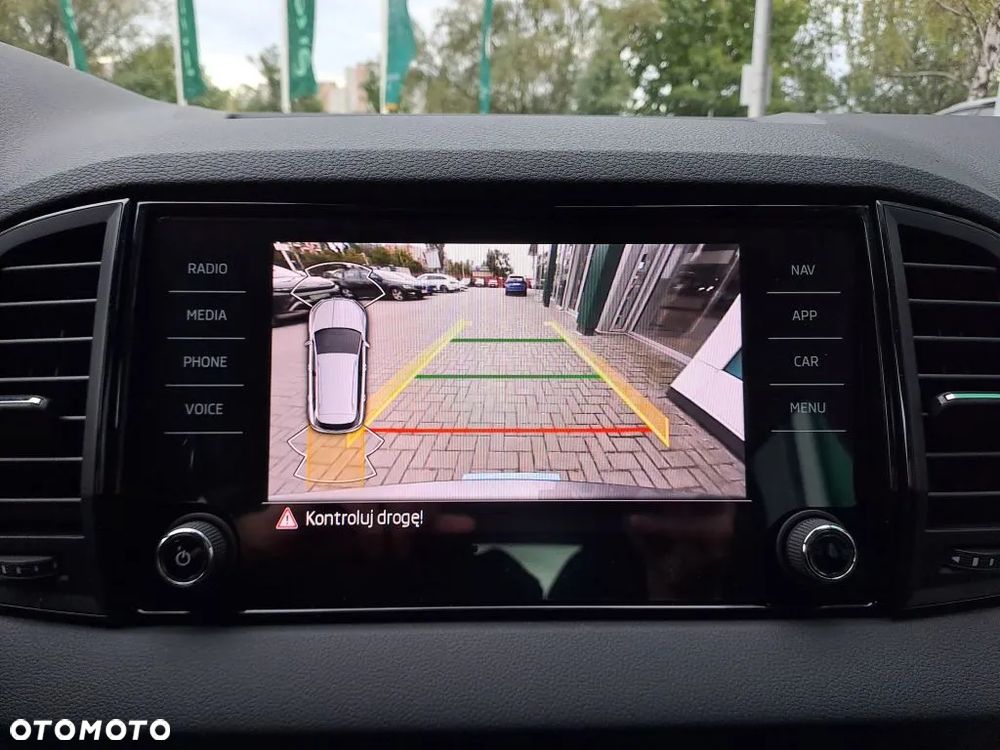 Skoda Karoq 1.5 TSI ACT Edition 130 DSG - 13