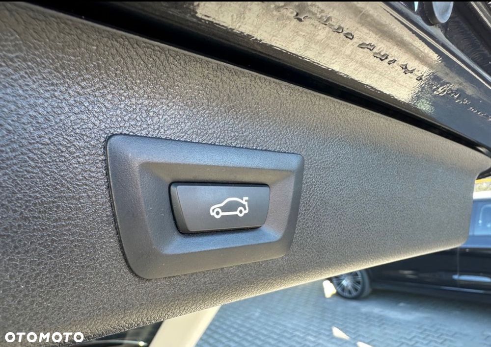 BMW Seria 5 530e xDrive PHEV M Sport - 21