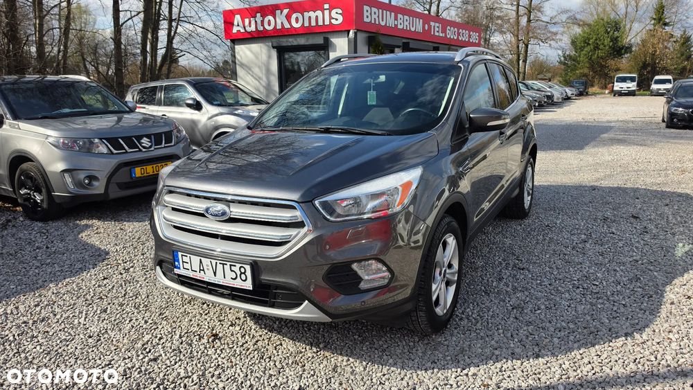 Ford Kuga - 1