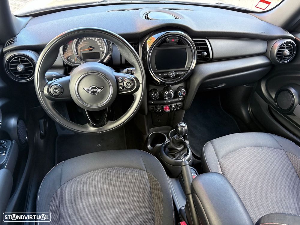 MINI 3 Portas One - 29