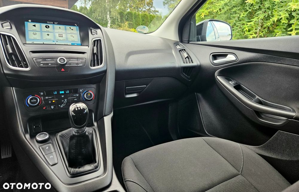 Ford Focus - 28