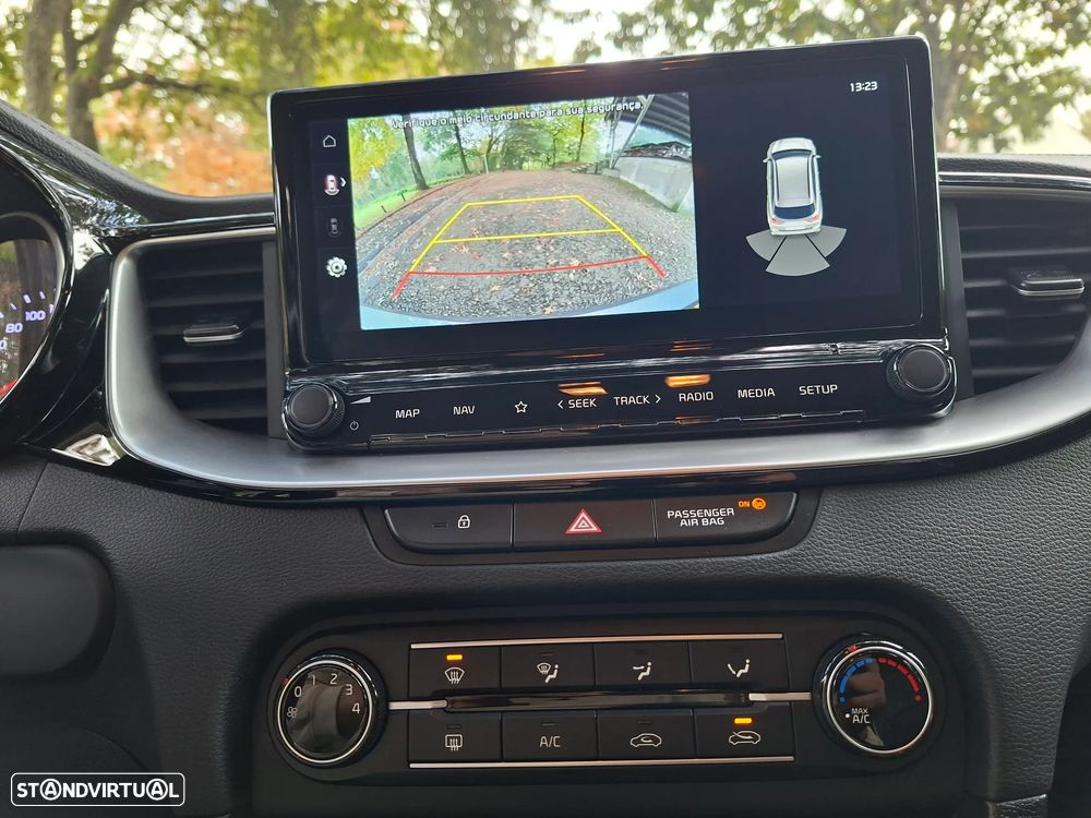 Kia Ceed 1.0 T-GDI (48V Mild-Hybrid) DCT7 Ultimate Edition - 16