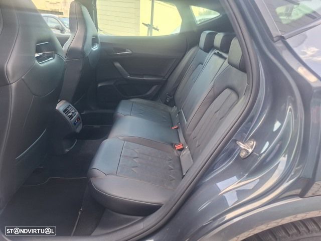 Cupra Formentor 1.4 e-Hybrid Sport DSG - 32
