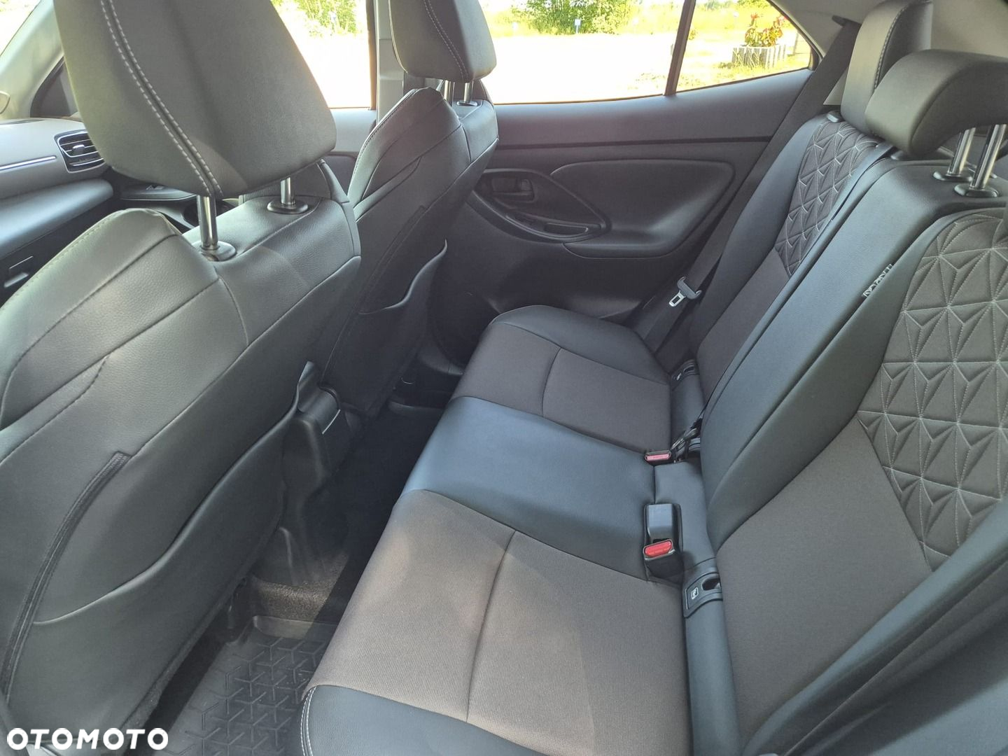Toyota Yaris Cross Hybrid 1.5 Executive - 14