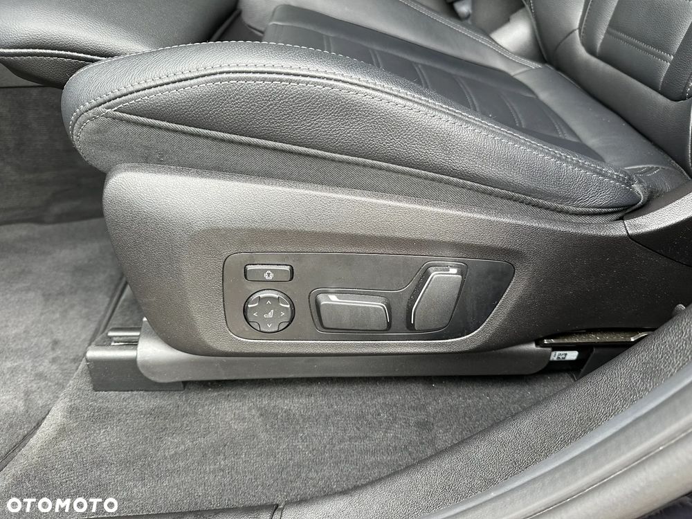 BMW X4 - 10