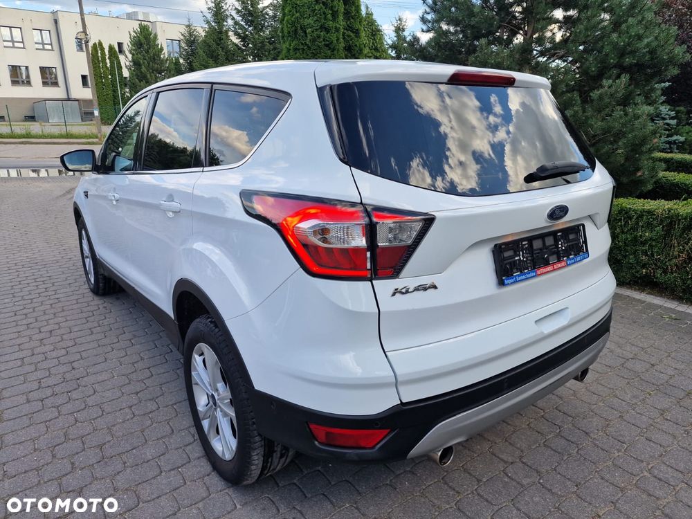 Ford Kuga 2.0 TDCi 2x4 Titanium - 7