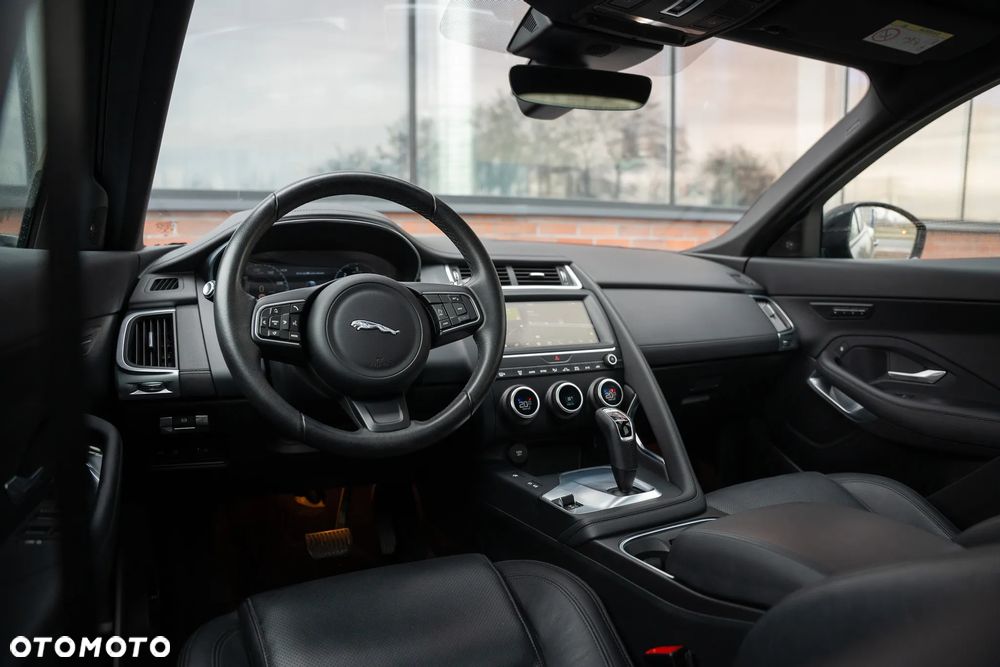 Jaguar E-Pace D150 AWD HSE - 27