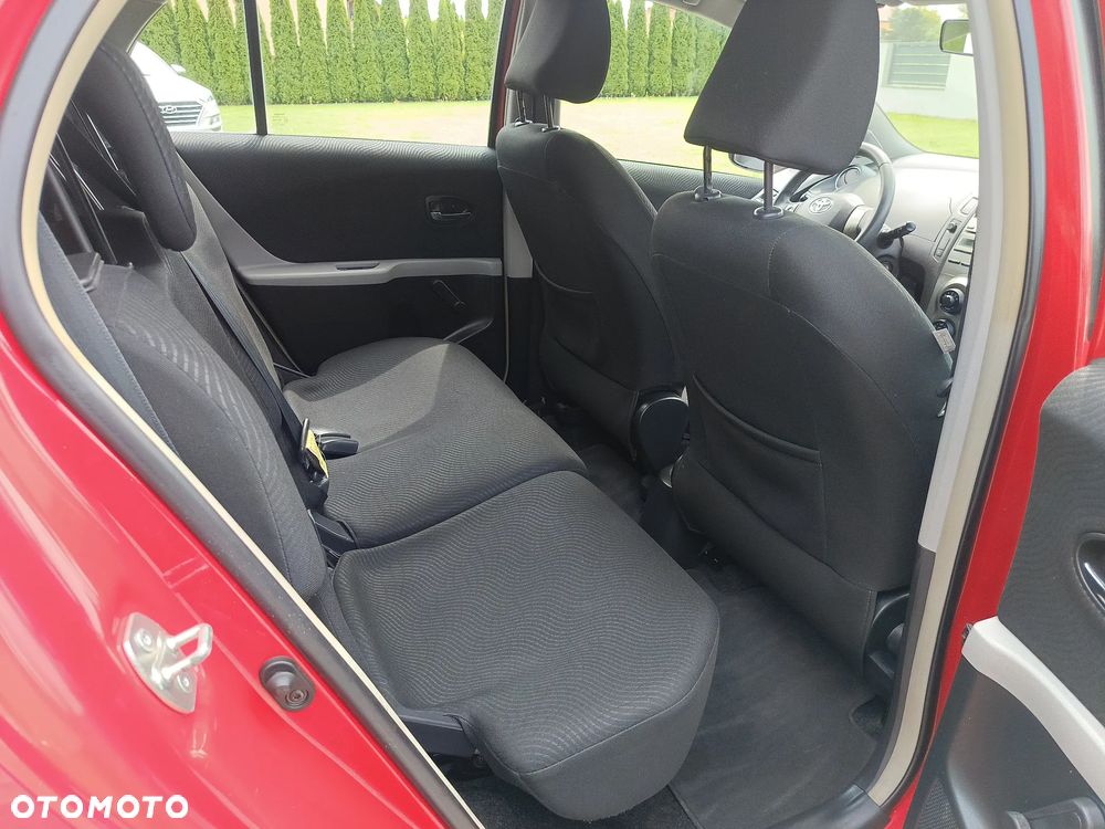 Toyota Yaris 1.33 VVT-i Comfort - 22