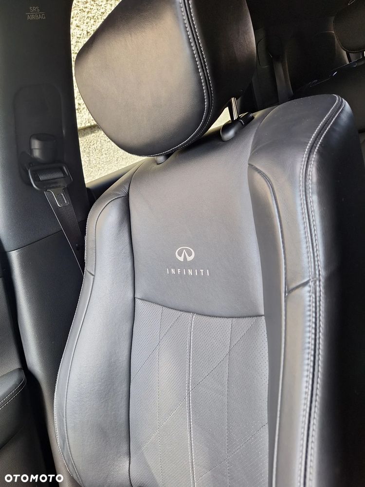Infiniti FX FX30d S - 25