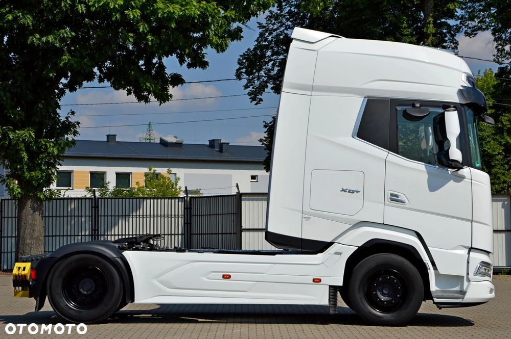 DAF XG+ 530 / ZF INTARDER / ALCANTARA /KLIMA POST. / FULL LED / PNEUMATYCZNY FOTEL PASAŻERA / WENT. FOTEL! - 12