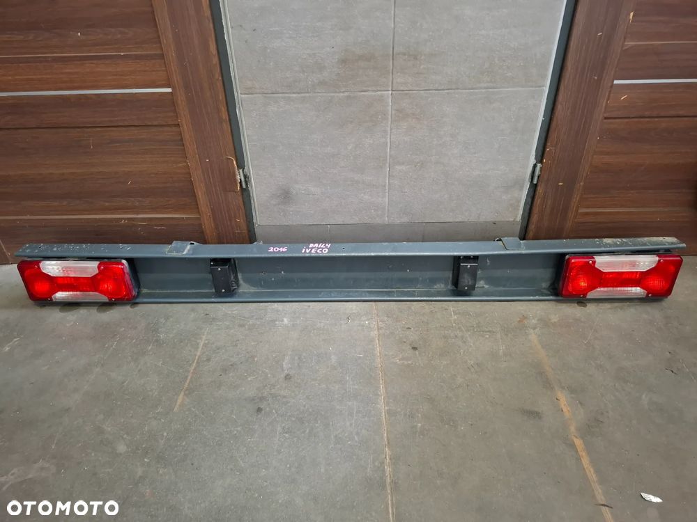 Belka tył zderzak lampy Iveco Daily 2016 rok 3,0 HPI nr 500332454KB - 2