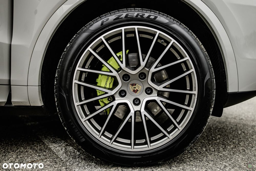 Porsche Cayenne E-Hybrid Platinum Edition - 23