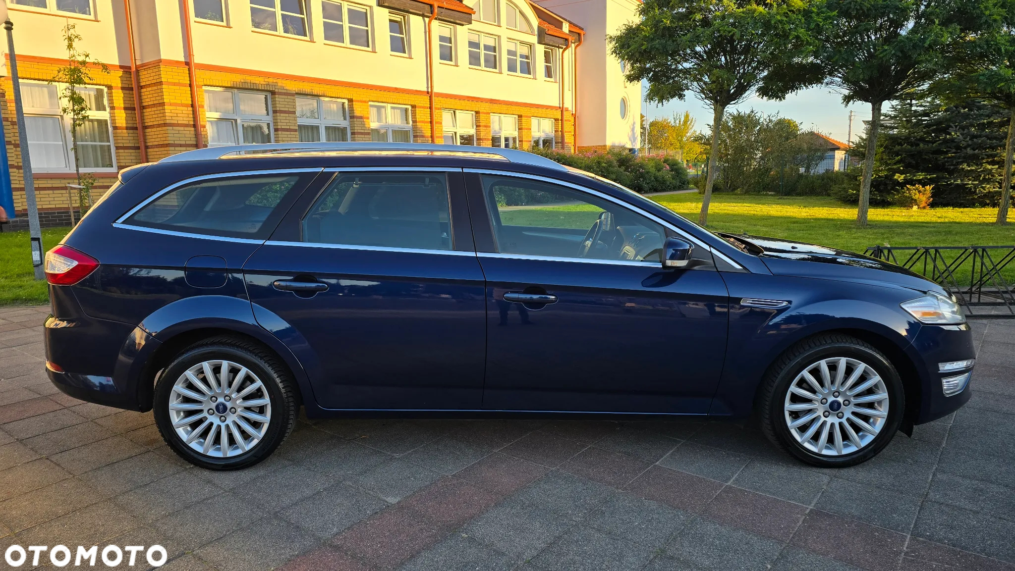 Ford Mondeo - 8