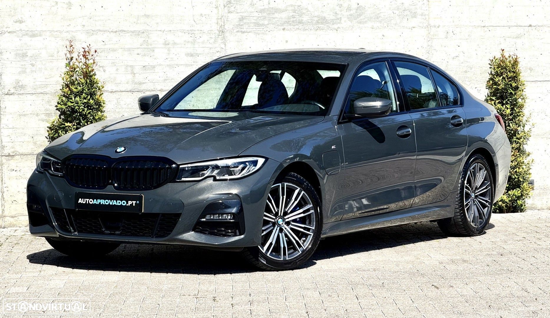 BMW 330 e Pack M Auto - 1