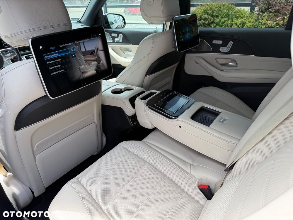 Mercedes-Benz GLS - 17