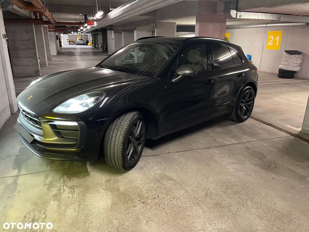 Porsche Macan T - 1