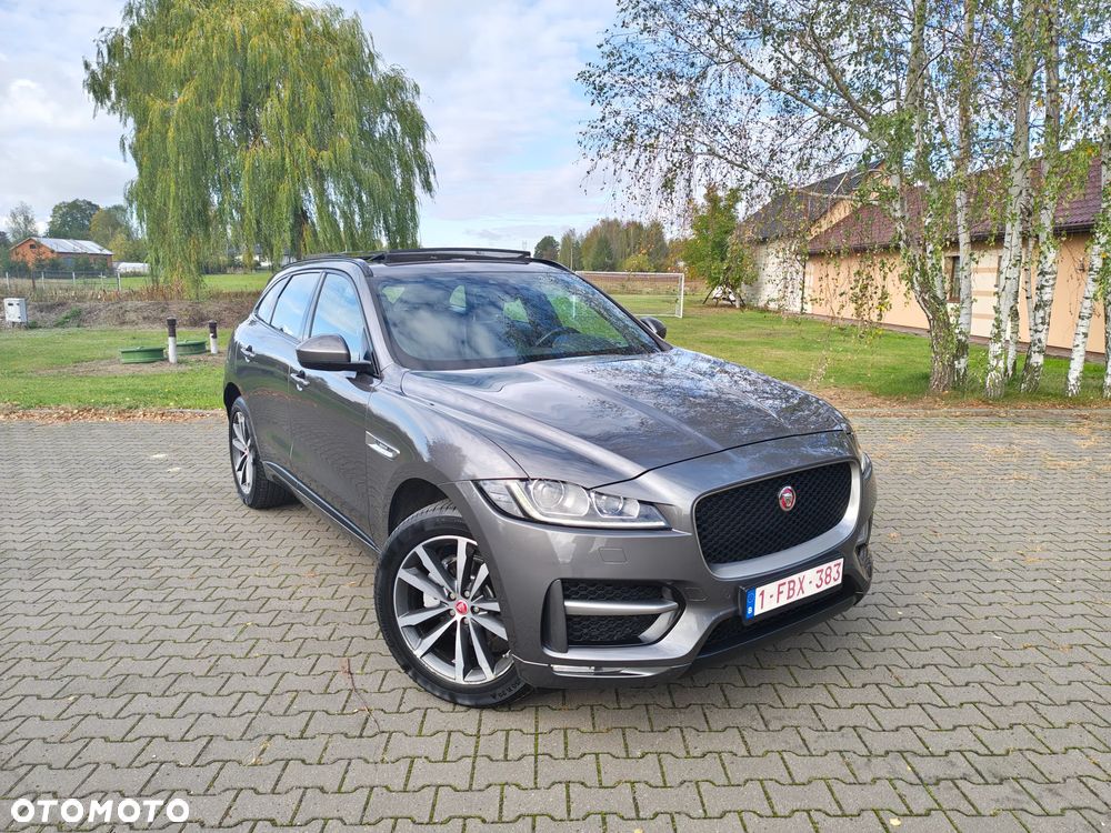 Jaguar F-Pace - 1