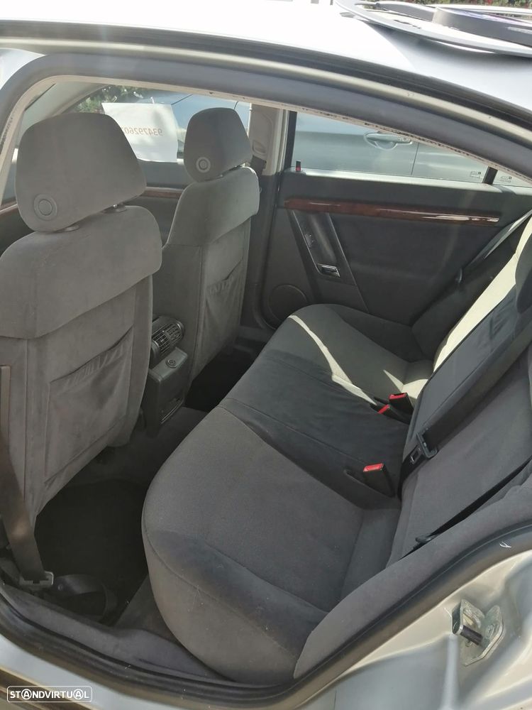 Opel Vectra GTS 2.2 DTi - 3
