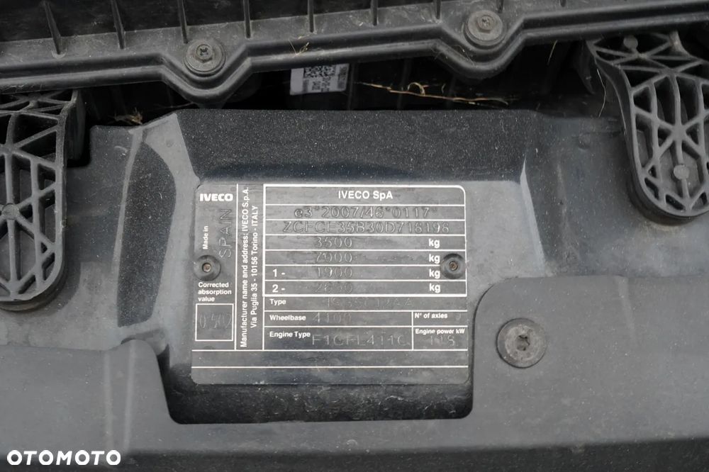 Iveco DAILY 35-160 / KONTENER 4,3 M / WINDA / BLIŹNIAK   DMC: 3500 KG /  2022 - 38