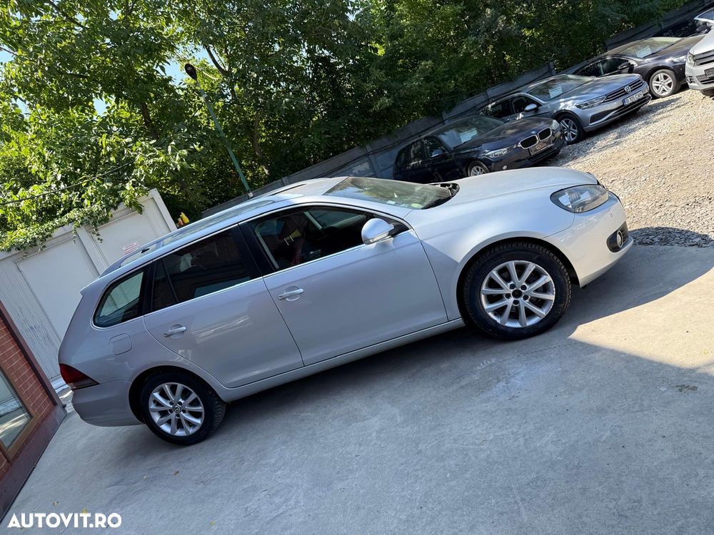 Volkswagen Golf - 27
