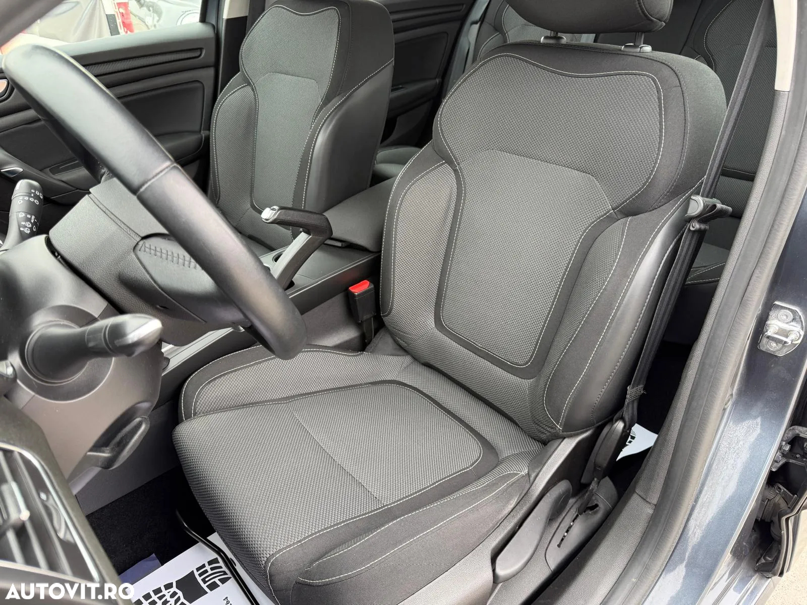 Renault Megane Blue dCi 116 EDC Intens - 15