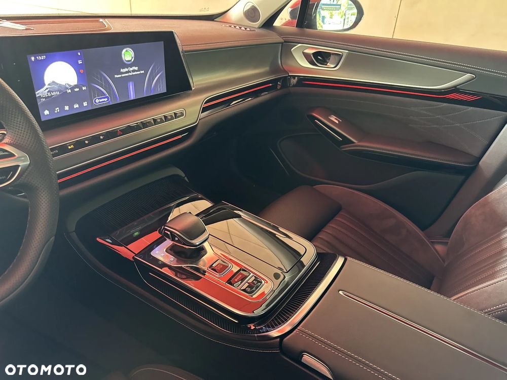 Hongqi H9 2.0T Deluxe - 15