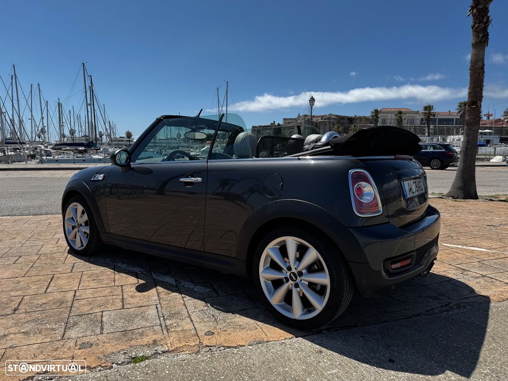 MINI Cabrio Cooper S - 22