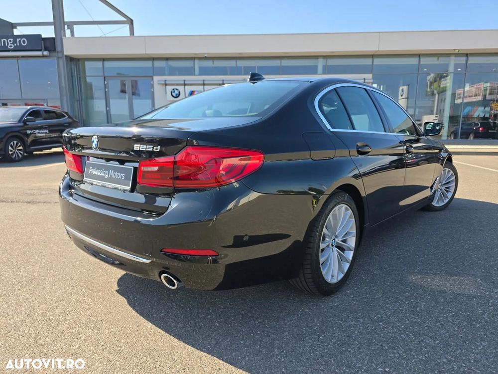 BMW Seria 5 525d AT - 6