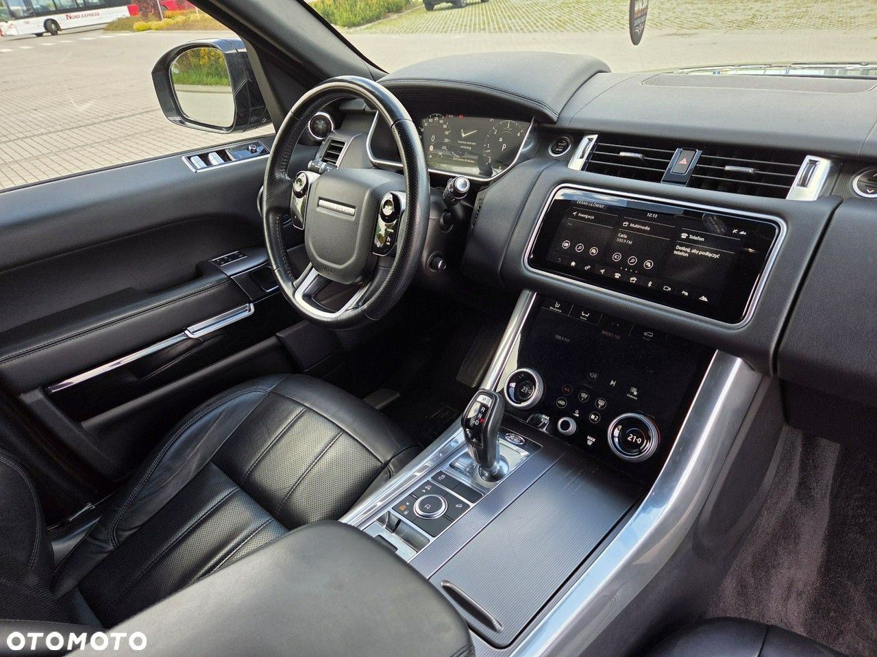 Land Rover Range Rover Sport - 28