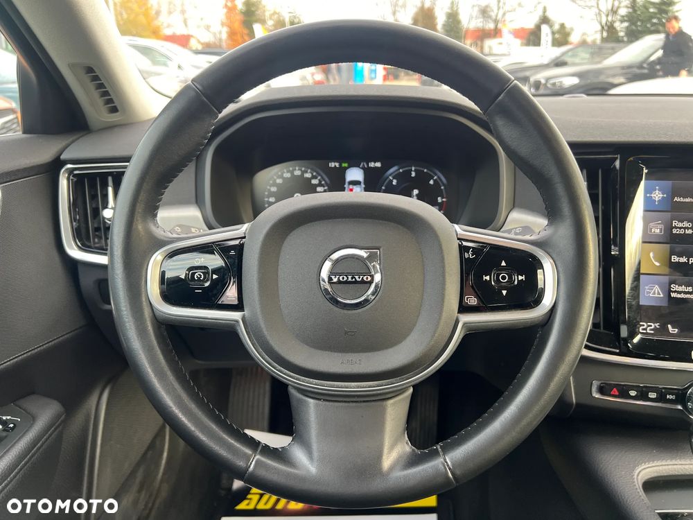 Volvo V90 D4 Momentum - 12