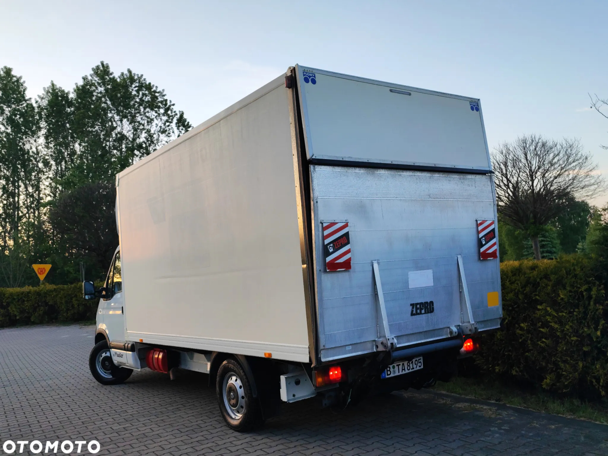 Renault Master 120 KONI 2.5 - 3